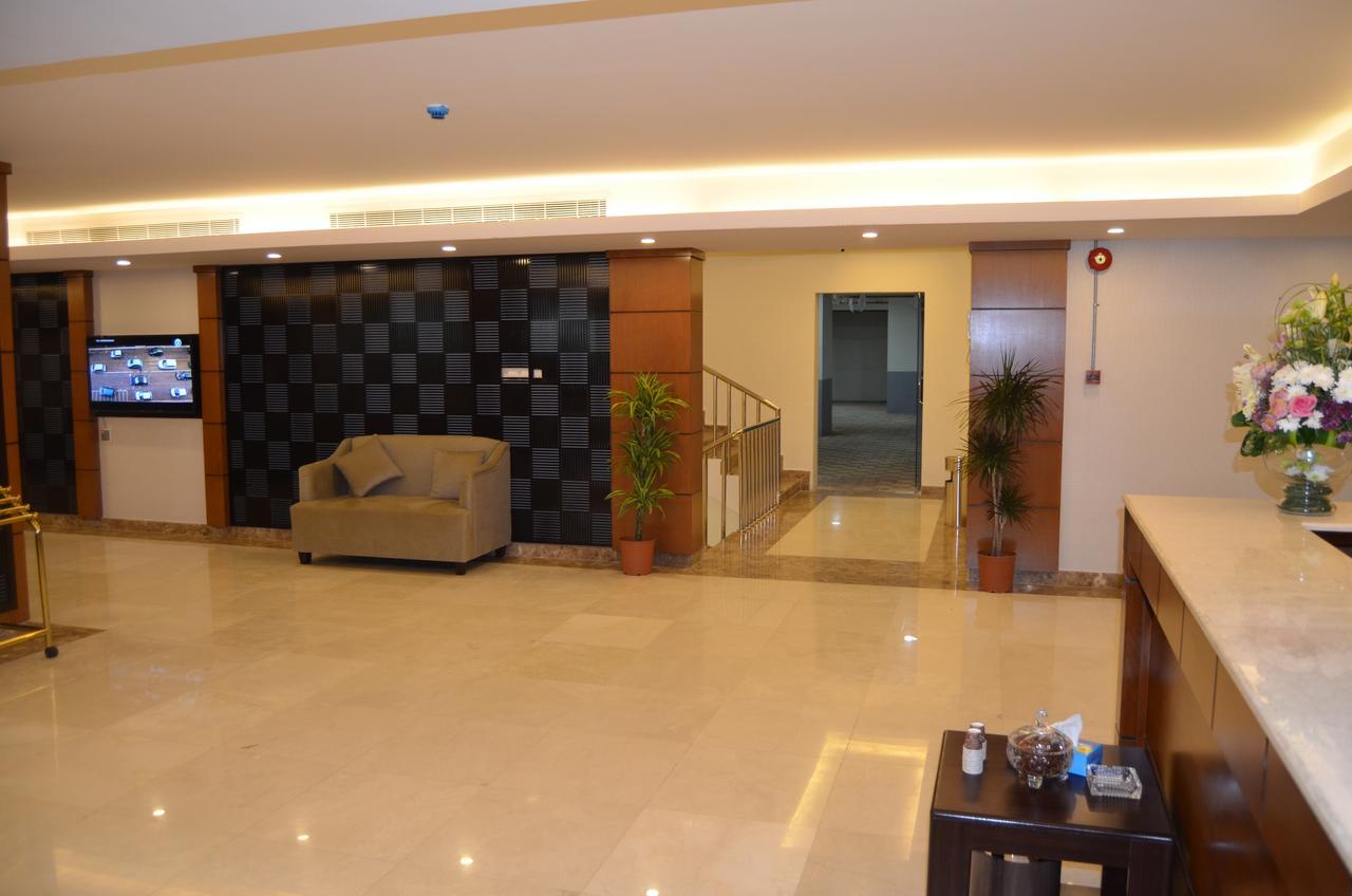 Lina Park 4 Aparthotel Khobar Buitenkant foto