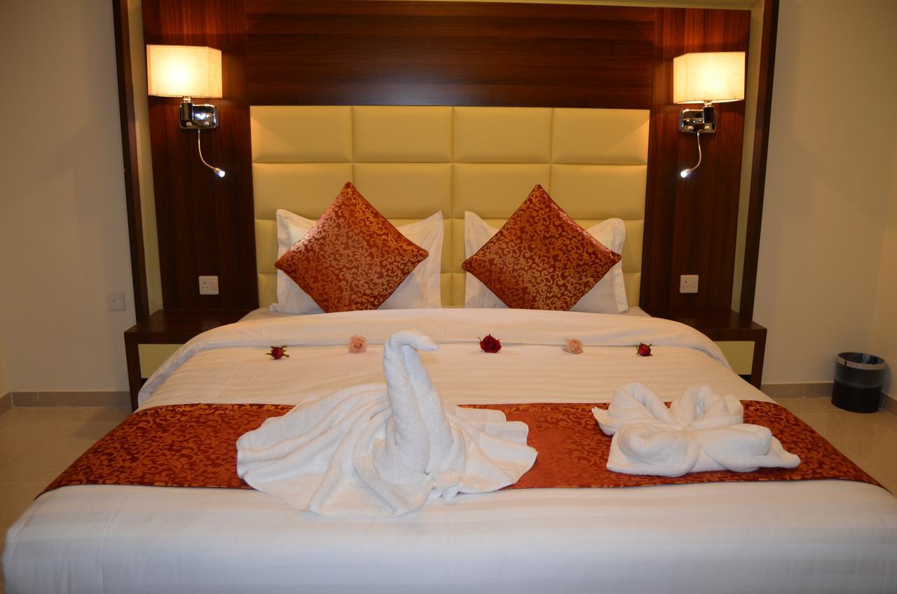 Lina Park 4 Aparthotel Khobar Buitenkant foto