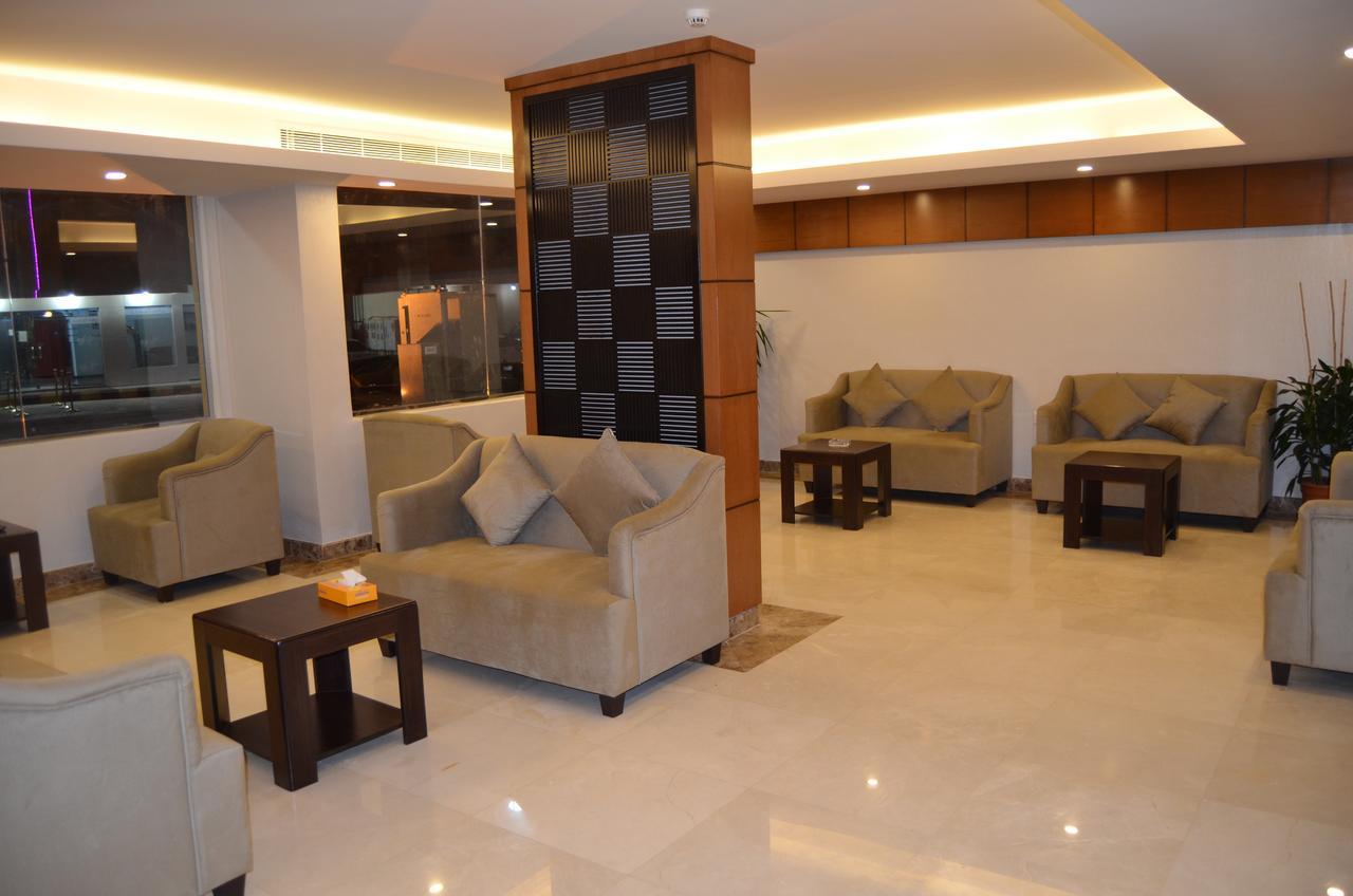 Lina Park 4 Aparthotel Khobar Buitenkant foto